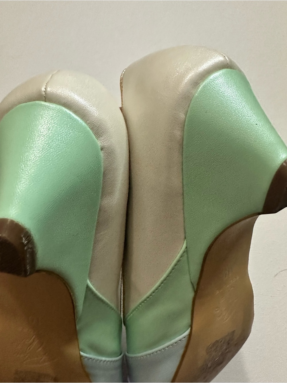 Pinup Couture Lulu Pastel Blocked Scallop Kitten Heels Mint Multi Matte Size 10 - Picture 6 of 11